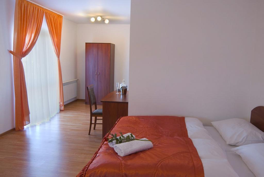Czerwone Wierchy - Sauna I Jacuzzi Wliczone W Cene Pobytu! Bialka Tatrzanska Quarto foto